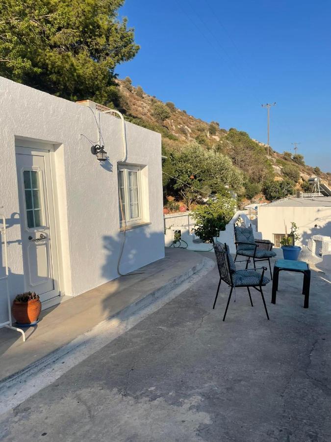 Sweet Home With Two Beds -One Single Room- With Beautiful View! Agia Marina  Ngoại thất bức ảnh