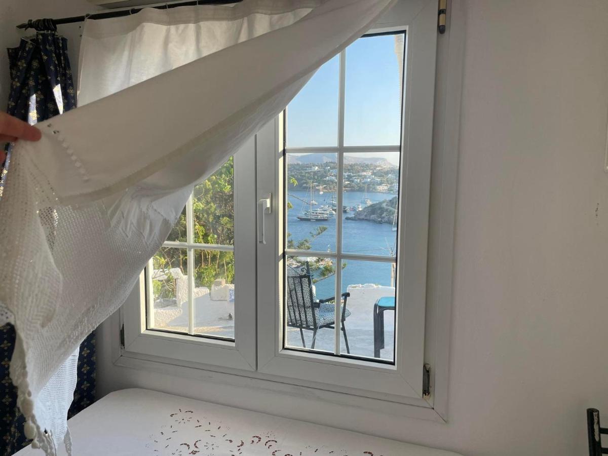 Sweet Home With Two Beds -One Single Room- With Beautiful View! Agia Marina  Ngoại thất bức ảnh